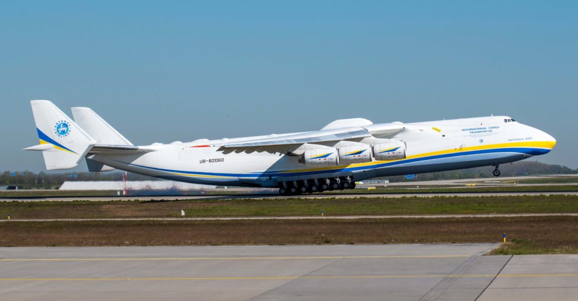 Die Antonow An-225 war das größte Flugzeug der Welt. Zu Beginn des Ukraine-Krieges wurde es von den Russen zerstört.