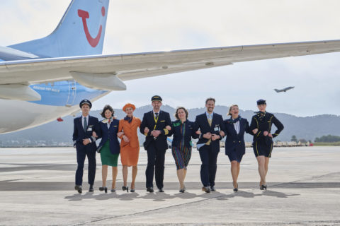 TUI fly Crew nach der Landung auf Ibiza.