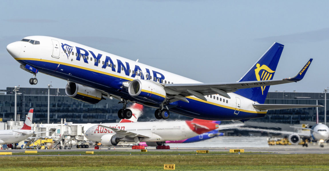 Von ihren älteren Boeing 737-800 will sich Ryanair wohl erst ab 2026 trennen.