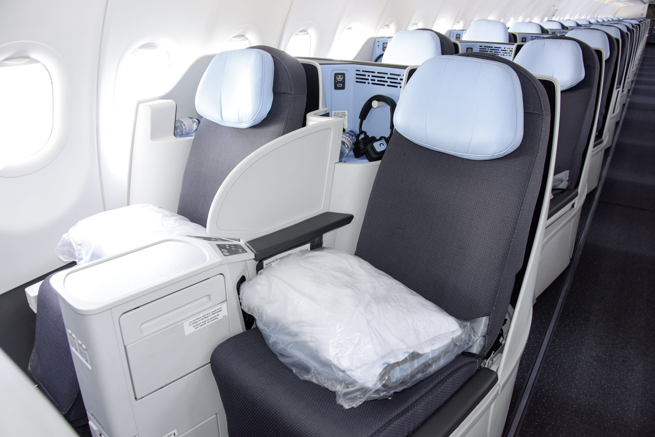 Die Kabine ist mit 76 Business-Class- Sitzen ausgestattet.