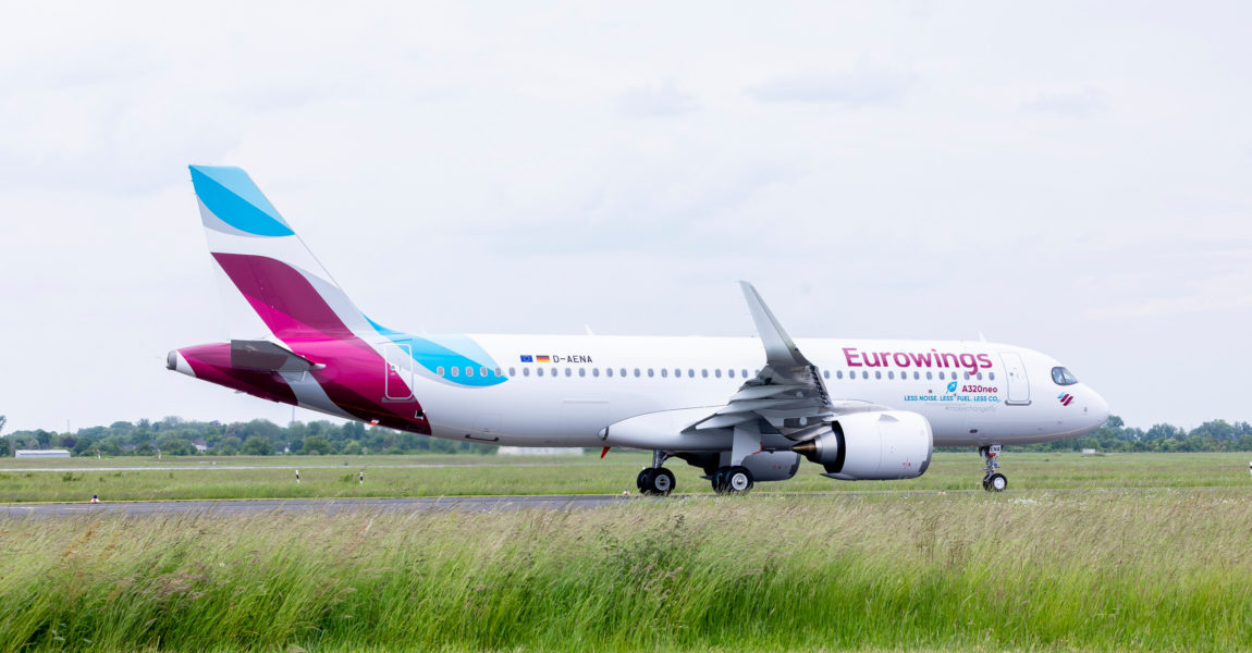 Eurowings investiert in die Zukunft und stellt neue Mitarbeiter ein, die sich mit digitalen Produkten beschäftigen sollen.