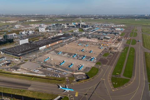 Der Flughafen Amsterdam Schiphol  bekommt ein Nachtflugverbot.
