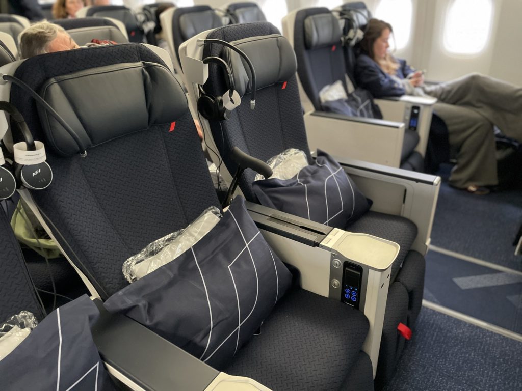 Der neue Sitz in der Premium Economy Class von Air France.