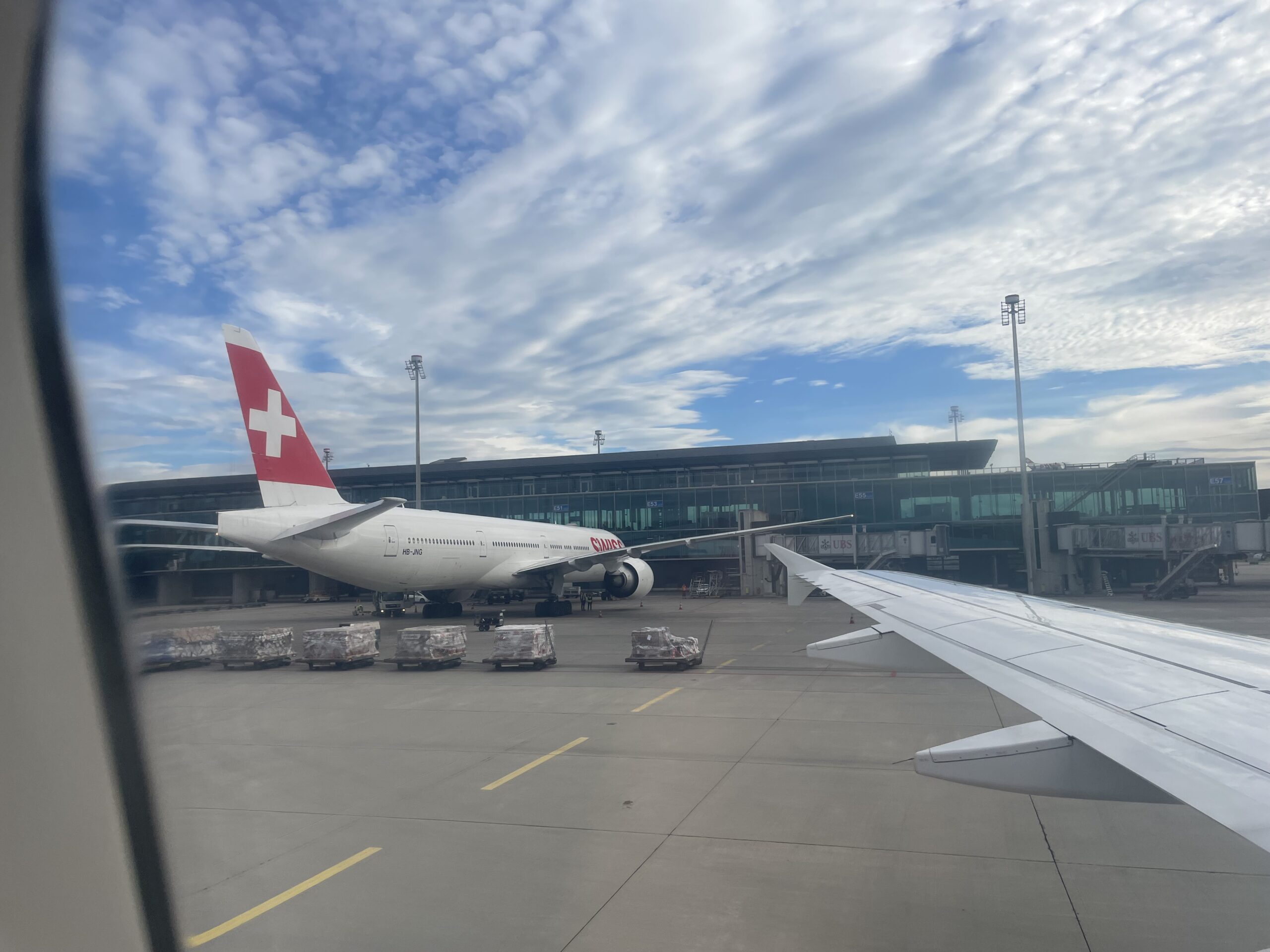 Aus dem Flieger von Frankfurt heraus, kann ich einen Blick auf die Boeing 777-300 ER erhaschen. Bild: Luca Steffan