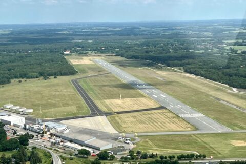 Gelände am Flughafen Lübeck.