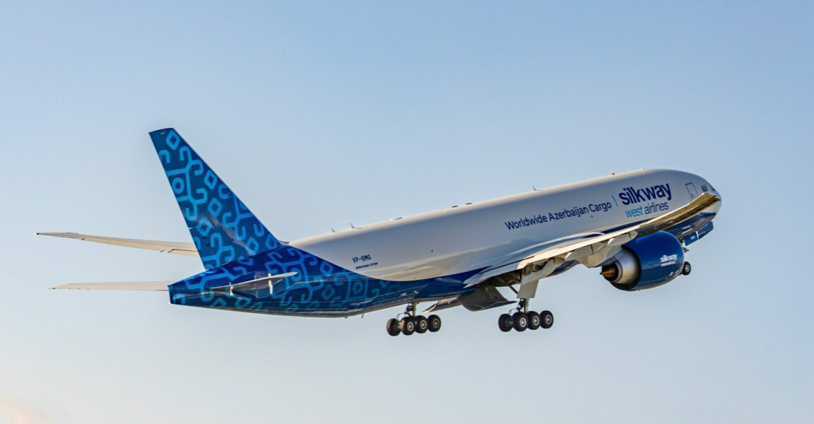Der erste Boeing 777-Frachter von Silk Way West Airlines ist am Flughafen Heydar Aliyev International Airport eingetroffen.
