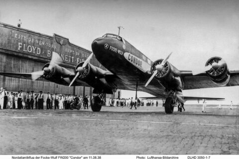 Weder das Floyd Bennett Field in New York (Foto) noch der Startflughafen Berlin-Staaken sind noch aktiv.