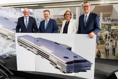 Flughafen-Wien-CEO Julian Jäger, der Wiener Bürgermeister Dr. Michael Ludwig, die Landeshauptfrau Niederösterreichs Johanna Mikl-Leitner und Flughafen-Wien-Vorstand Dr. Günther Ofner feierten heute den Startschuss für die Bauphase der Terminalerweiterung.