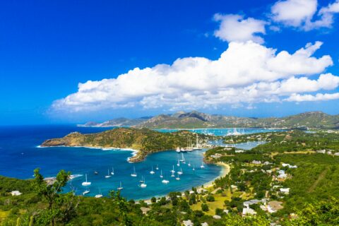 Traumhafter Blick! Condor steuert künftig Antigua und Barbuda an.
Ab November bis März gibt es eine wöchentliche Direktverbindung von Frankfurt am Main.