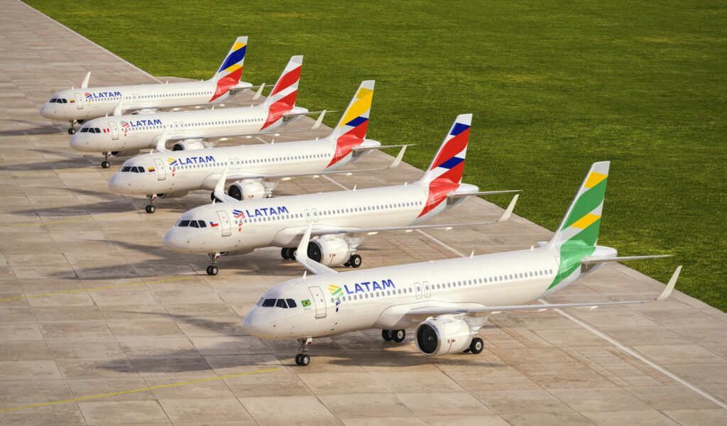 Die Latam-Gruppe hat Anfang des Jahres bekannt gegeben, dass fünf Flugzeuge eine Sonderlackierung erhalten sollen.