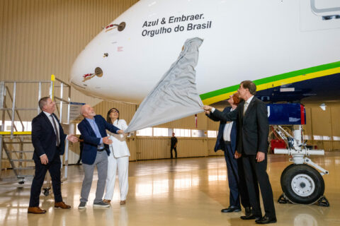 Der brasilianische Präsident Luiz Inácio Lula da Silva zu Besuch bei Embraer.