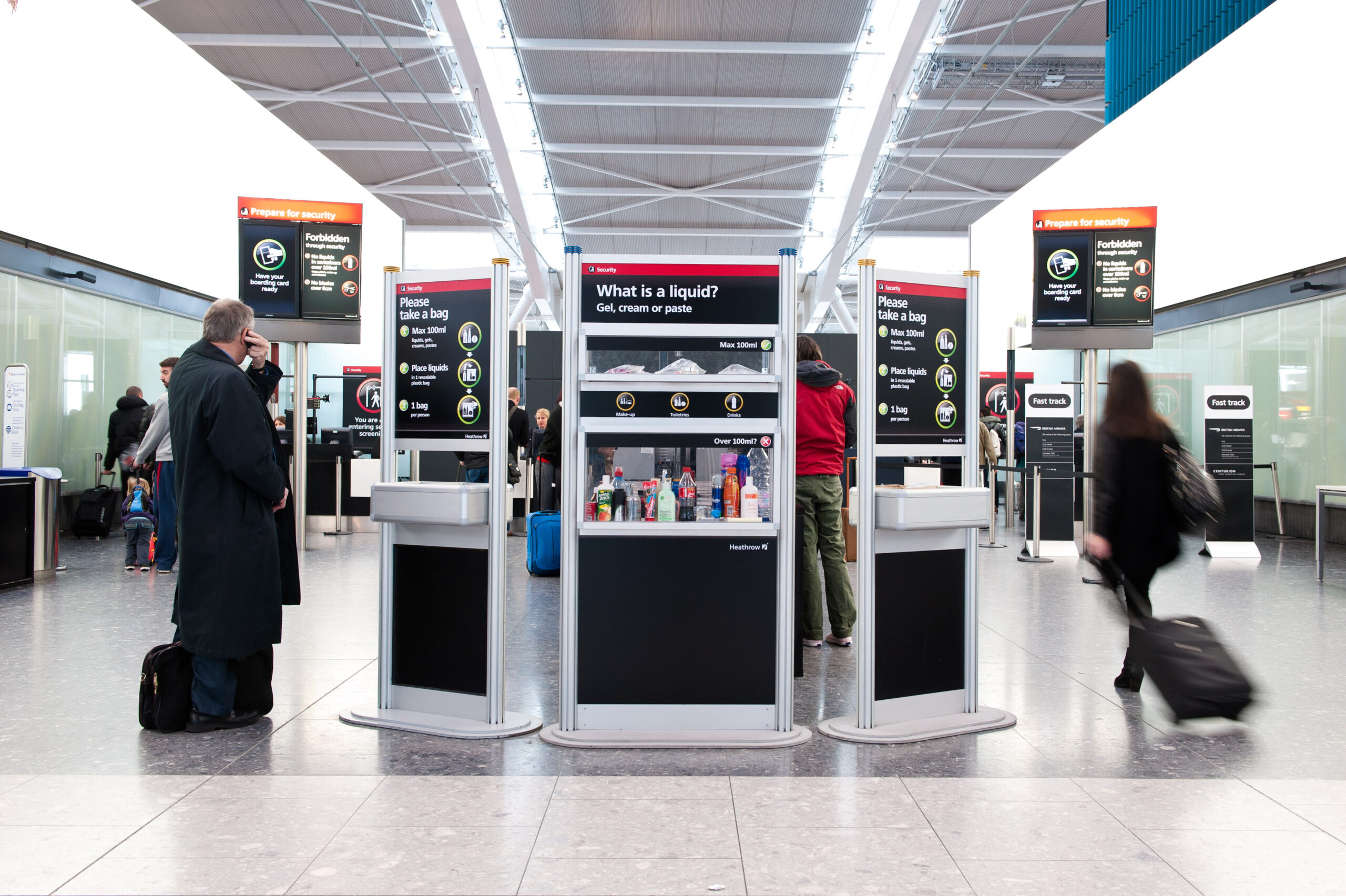 Schnell und stressfrei Heathrow bietet Fast Track Security an