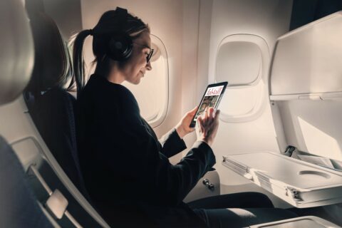 Mit ihrer digitalen Mediathek, der Media Box, bietet Media Carrier Solutions über 1.600 nationale und internationale ePaper-Ausgaben von Zeitungen und Magazinen, Podcasts und Reiseführern in 40 Sprachen an.