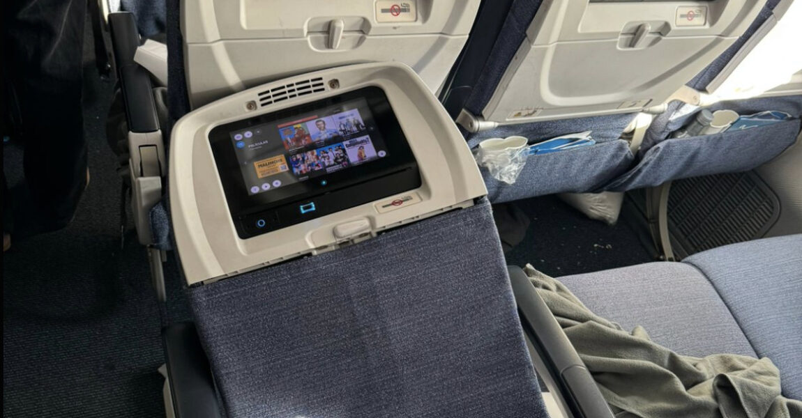 Auf dem Flug UX45 nach Uruguay ist eine Boeing-Maschine in 