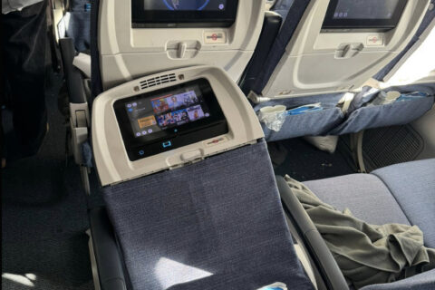 Auf dem Flug UX45 nach Uruguay ist eine Boeing-Maschine in 