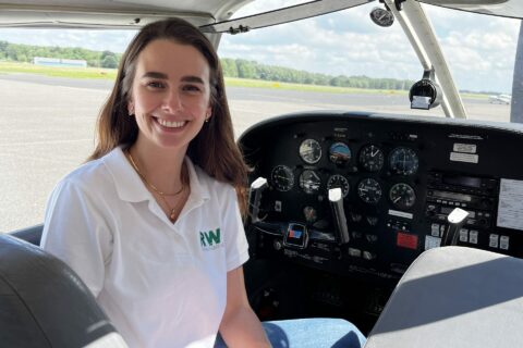 Kristina Coleman hat zuerst als Flugbegleiterin gearbeitet, doch mittlerweile ist sie Pilotin.
