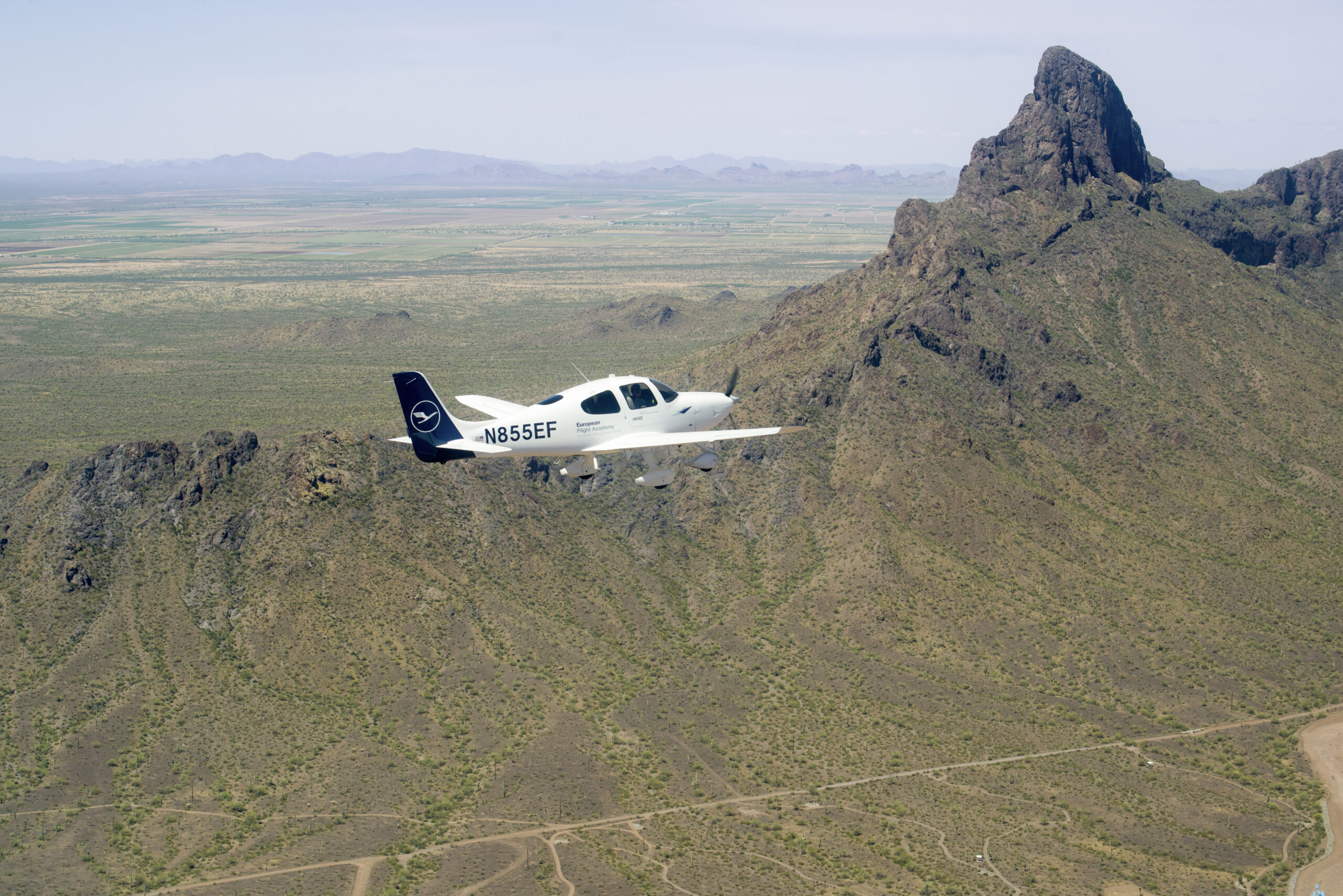 Die Flugschüler der Lufthansa Aviation Training absolvieren 120 Flugstunden auf der Cirrus SR20, davon allein 20 Stunden auf Soloflügen. Bild: Dietmar Plath