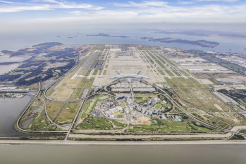 Seoul-
Incheon
Der Flughafen der südkoreanischen Hauptstadt kletterte von Rang 99 (2022) auf Platz 20 (2023).