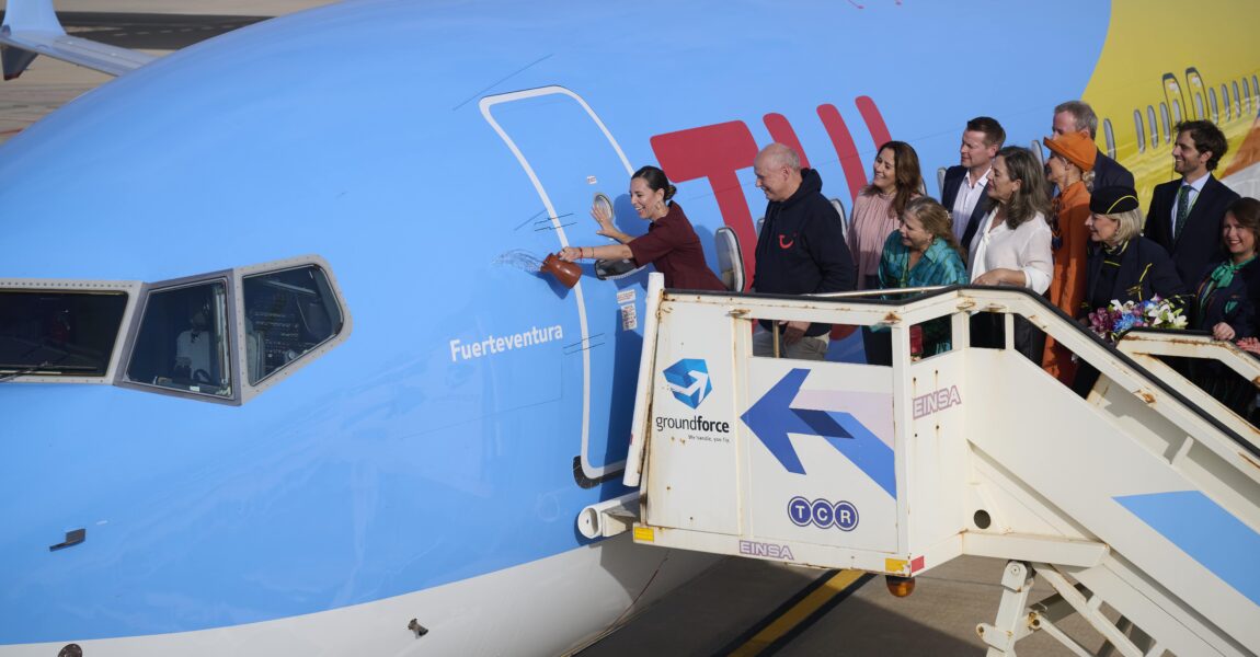 Taufe der neuen Boeing 737-8