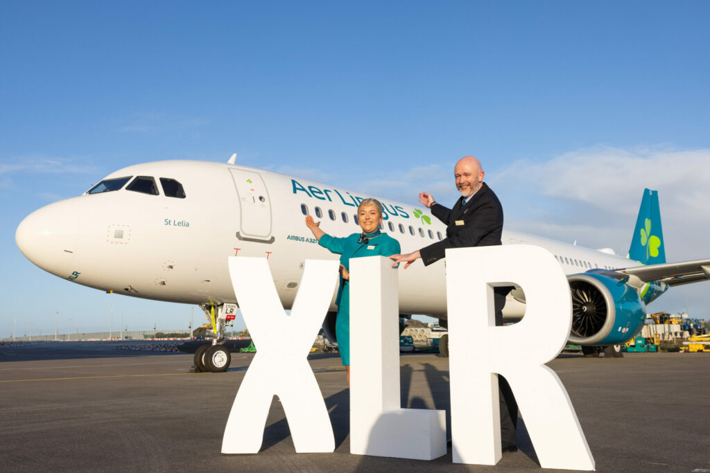 Aer Lingus begrüßte ihre ersten beiden A321XLR – sehr zur Freude der Flugbegleiter Georgia-Jane McCann und James Harmon.