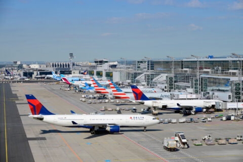 Rollverkehr am Flughafen Frankfurt.