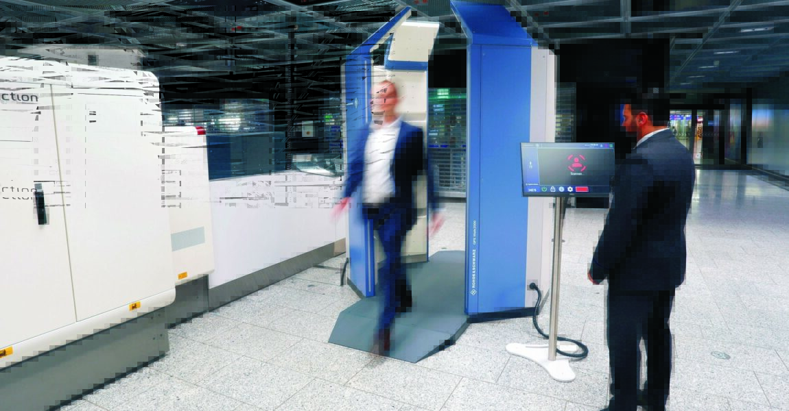 KI-basierte Detektionssoftware unterstützt Scanvorgang.