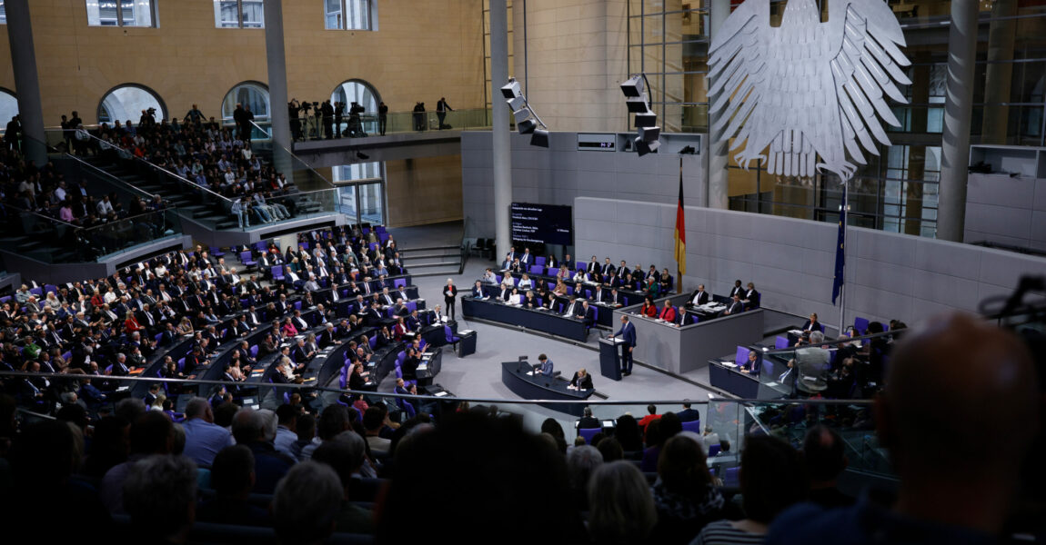 Wie wird der Luftverkehr in Zukunft aufgestellt sein. Eine Frage, die sich in möglichen Koalitionsverhandlungen von CDU und SPD stellen könnte.
