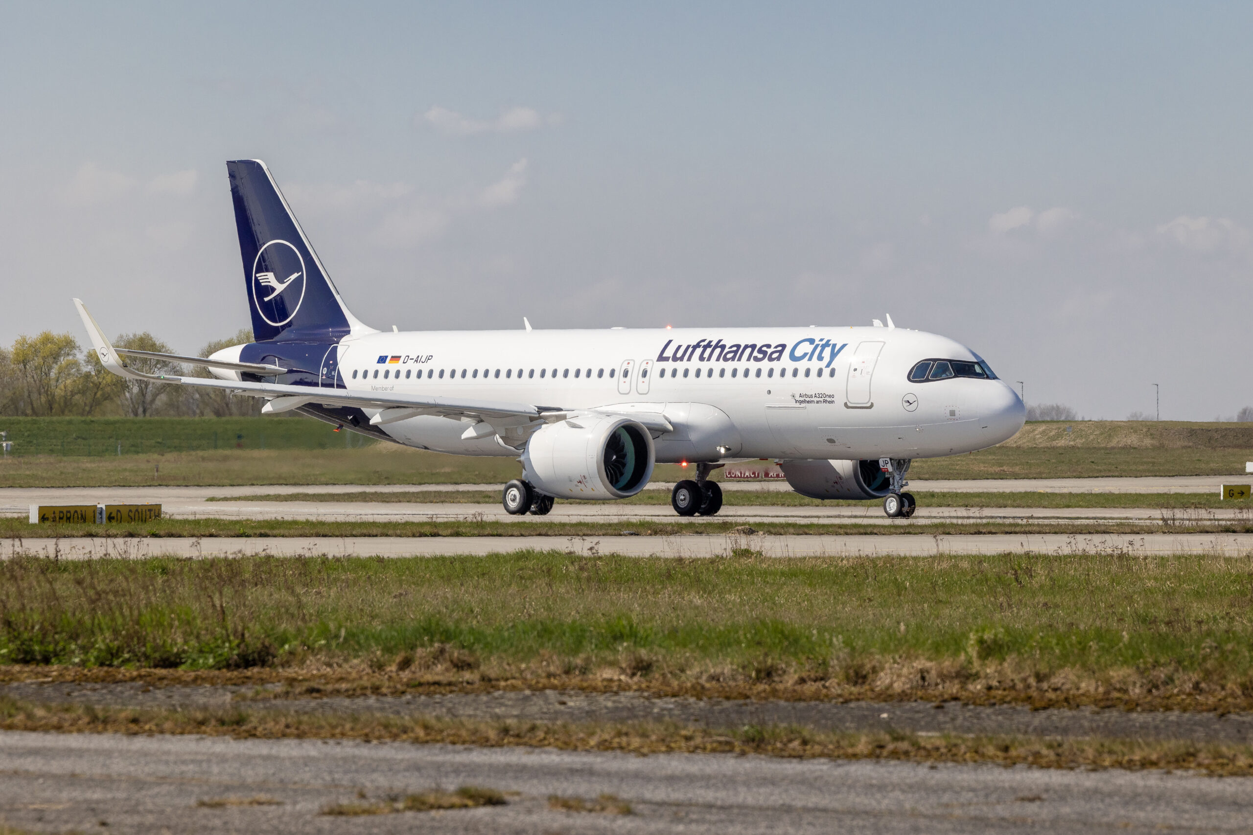 Erste A320neo ab Werk für Lufthansa City Airlines - AERO International