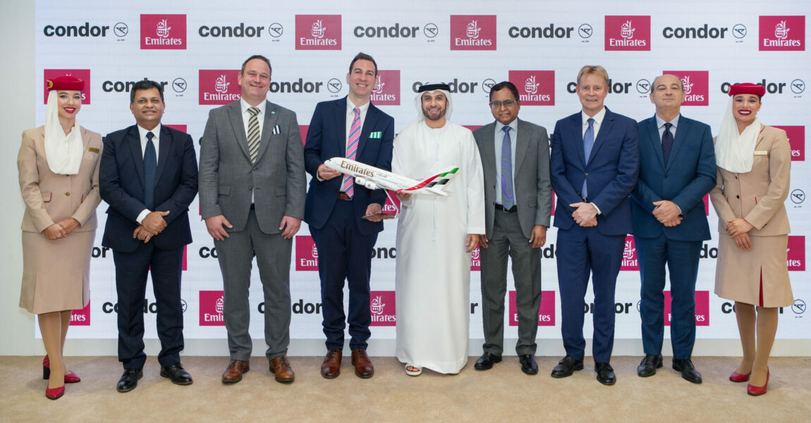 Von links nach rechts: T G Venugopal, Emirates Senior Manager Codeshare Cooperation; André Horn, Condor Head of Sales Seat-only Business; David Carlisle, Condor Director Network Planning  & Partnerships; Adnan Kazim, Emirates Deputy President und Chief Commercial Officer; Anand Lakshminarayanan, Emirates DSVP Order Management & Revenue Optimisation; Volker Greiner, Emirates Vice President North & Central Europe; Thierry Aucoc, Emirates Senior Vice President Commercial Operations West.
