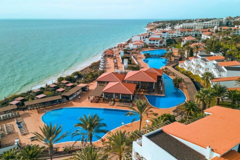 Für den Last-Minute-Urlaub? Das TUI Magic Life auf Fuerteventura ist vor allem bei Familien beliebt.