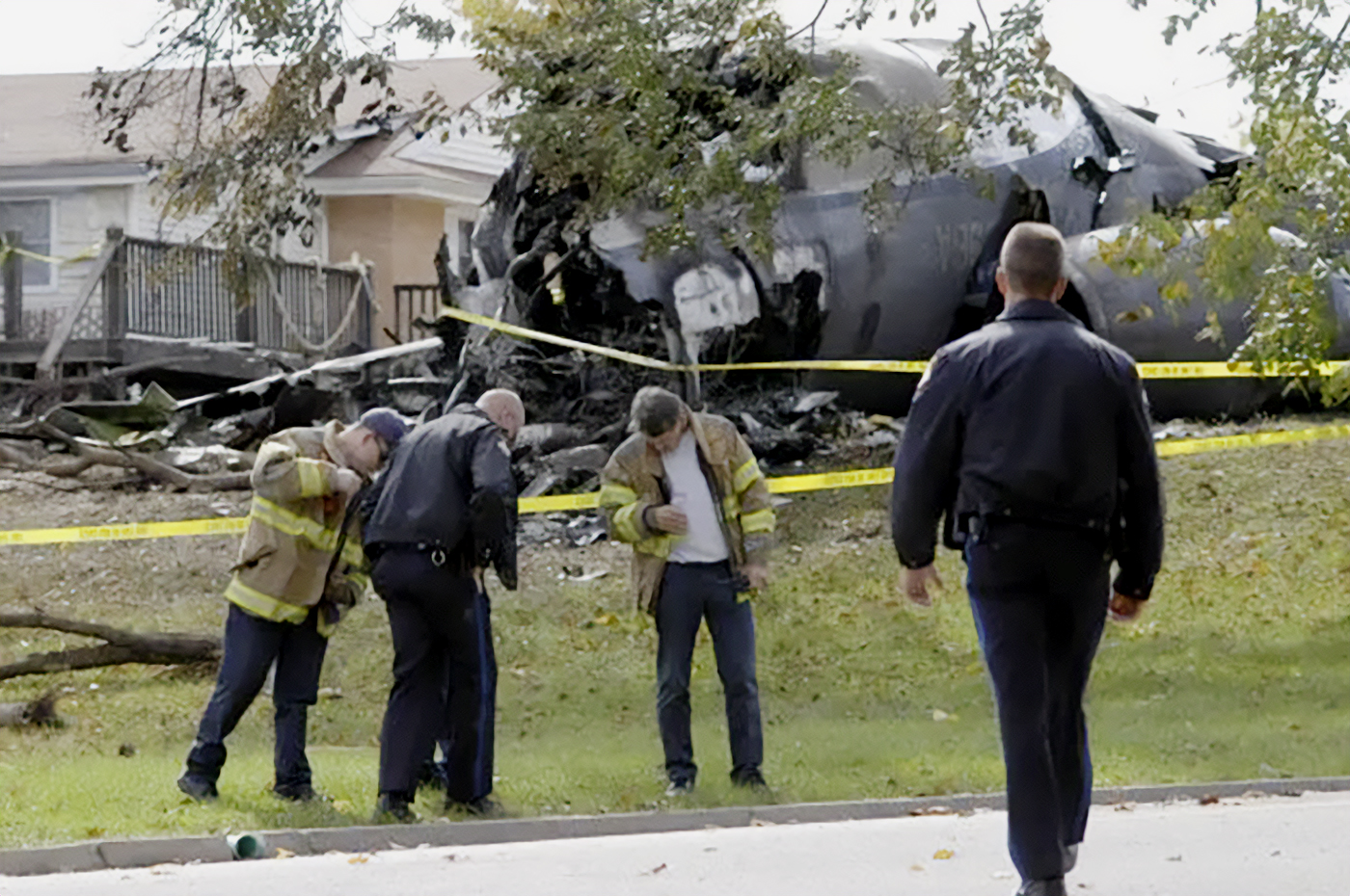 Pinnacle Airlines Flug 3701 – Tragischer Absturz eines CRJ200 in ...