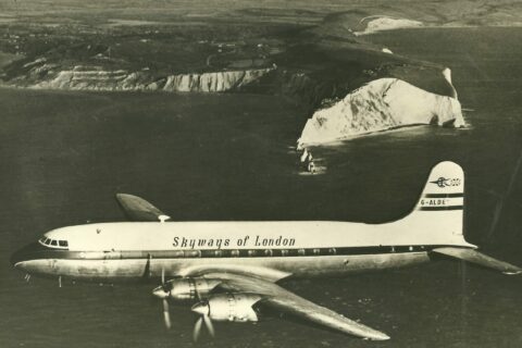 Die Handley Page Hermes IV zeigte äußere Ähnlichkeiten zur Douglas DC-6, konnte aber nicht mit deren guten Leistungsdaten mithalten. 