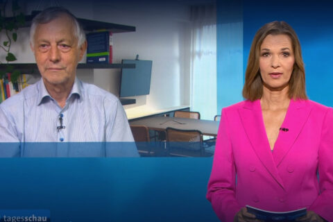Luftfahrt-Experte und AERO-INTERNATIONAL-Autor Heinrich Großbongardt wird in der Tagesschau von Julia-Niharika Sen interviewt.