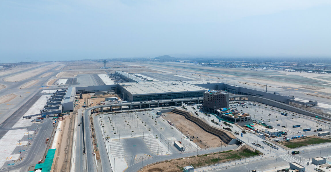 Der Flughafen Lima hat sein neues Terminal eröffnet, das dreimal so groß wie das alte ist.