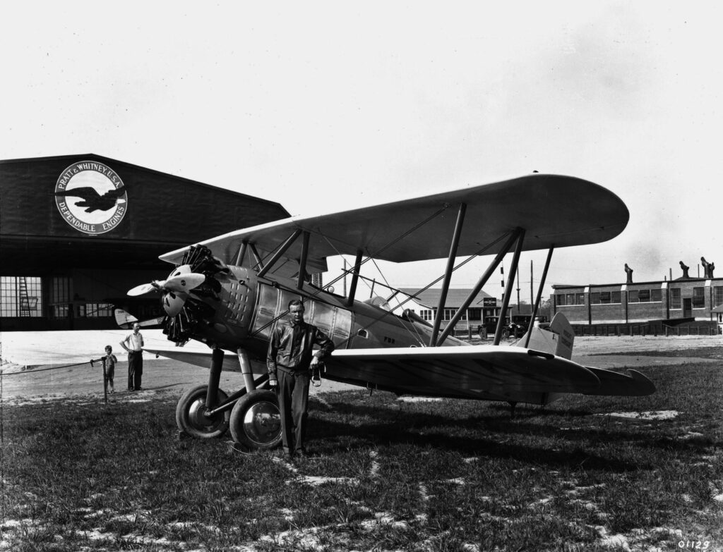 Pratt & Whitney, Frederick Rentschler, Vought 02U Corsair 