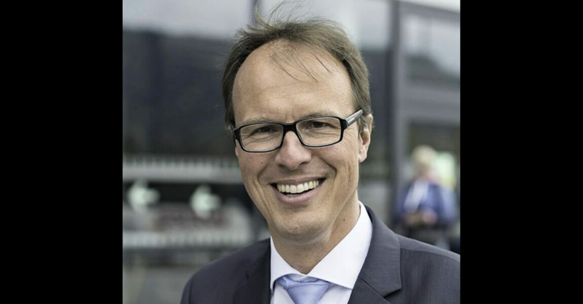 Seit April 2014 ist Marco Pernetta Geschäftsführer des Innsrbucker Flughafens