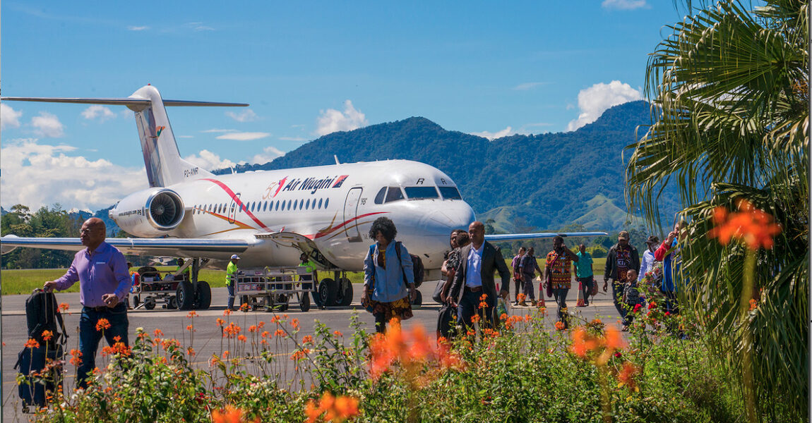 Air Niugini setzt Fokker 70 derzeit noch im Inlandsverkehr ein. Doch sie sollen bald durch A220 ersetzt werden.