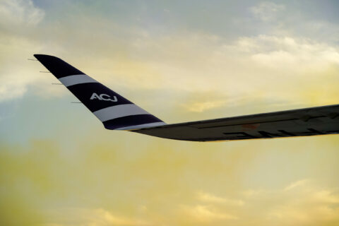 Wie hoch fliegen Flugzeuge? Eine Frage, die sich sicher jeder schon einmal gestellt hat.