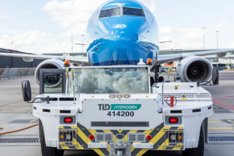 Die Royal Schiphol Group, Betreibergesellschaft des Flughafens Amsterdam-Schiphol, testet derzeit Wasserstoff-Fahrzeuge im täglichen Einsatz