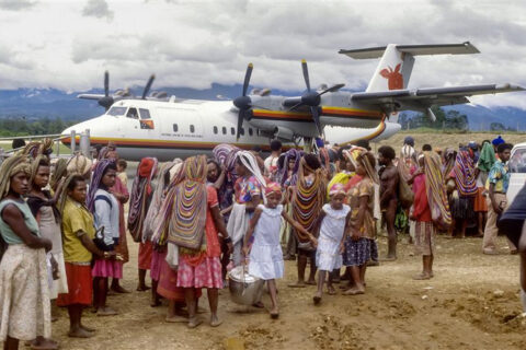 Viermotorige Dash 7 setzte Air Niugini zwischen 1981 und 1992 im Inland PapuaNeuguineas ein.