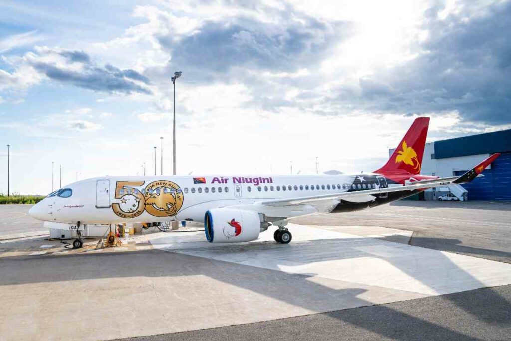 Erste A220-300 der Air Niugini