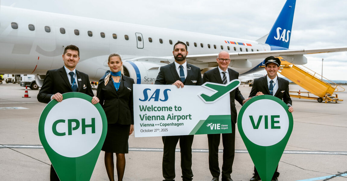 Julian Jäger (2. v.l.) Vorstand der Flughafen Wien AG, begrüßte die Crew von SAS bei der Erstlandung in Wien.
