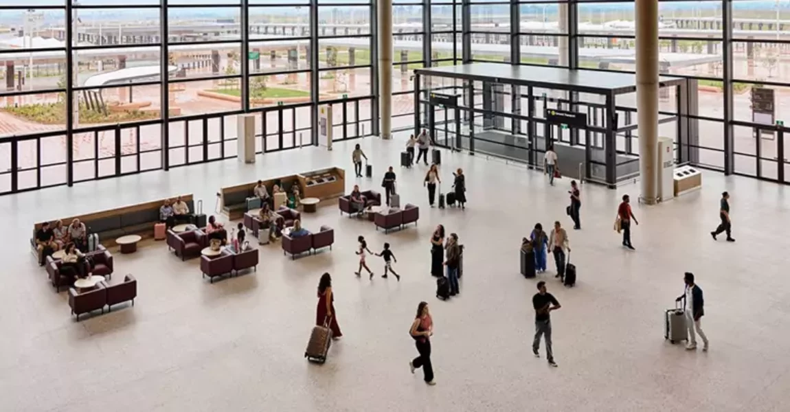 Der Western Sydney International Airport tritt in die nächste Phase seines Inbetriebnahmeprogramms ein: Systeme, Technik und Abläufe werden getestet, während die Vorbereitungen auf die Eröffnung 2026 auf Hochtouren laufen.