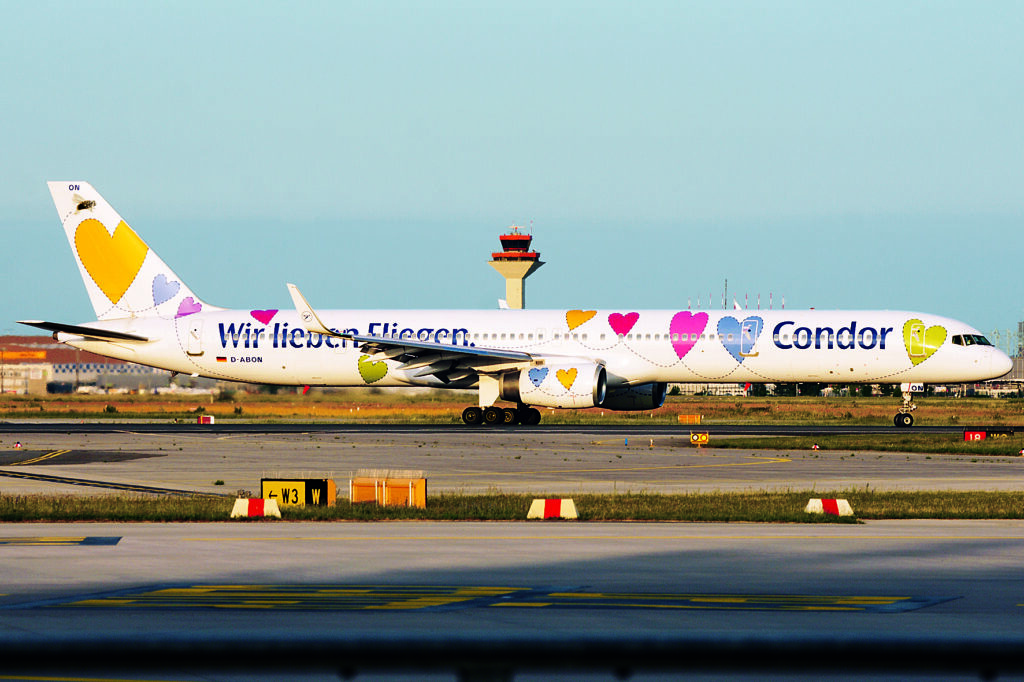 Boeing 757-300, Wir lieben Fliegen, Condor, Flugzeugtypen