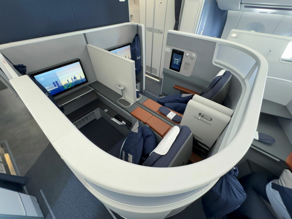 Business- Class-Suite
