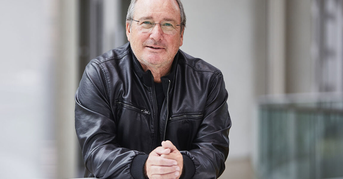 Jürgen Raps, ehemaliger Chefpilot und Leiter der Flugschule der Lufthansa, ist jetzt im Alter von 74 Jahren gestorben.