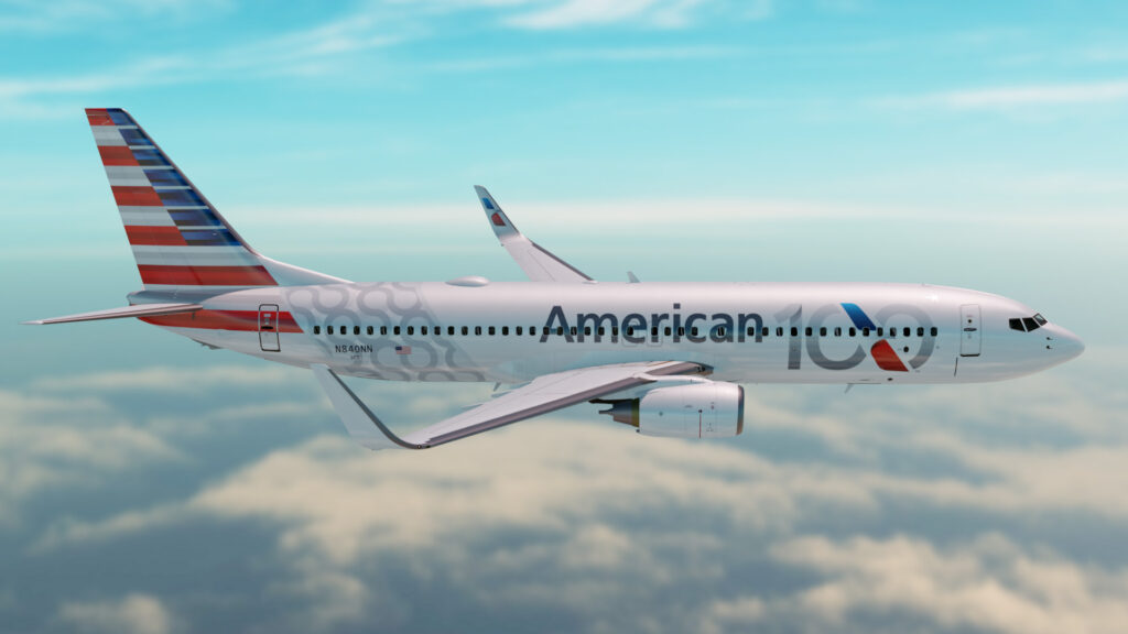 American Airlines hat einer Boeing 737 eine Sonderlackierung verpasst.