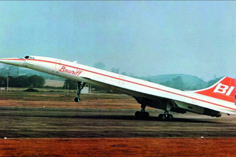 Die Concorde flog zeitweilig im US-Inlandsverkehr, unterhalb der Schallgrenze, für die US-Airline Braniff.