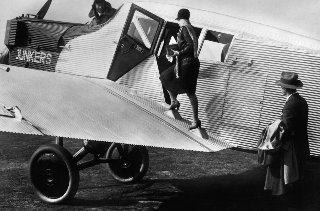 Lufthansa, Junkers F13