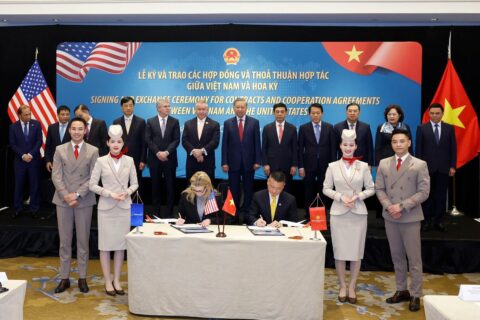 Unterschrift: Sun Phu Quoc Airways bestellt 40 Dreamliner.